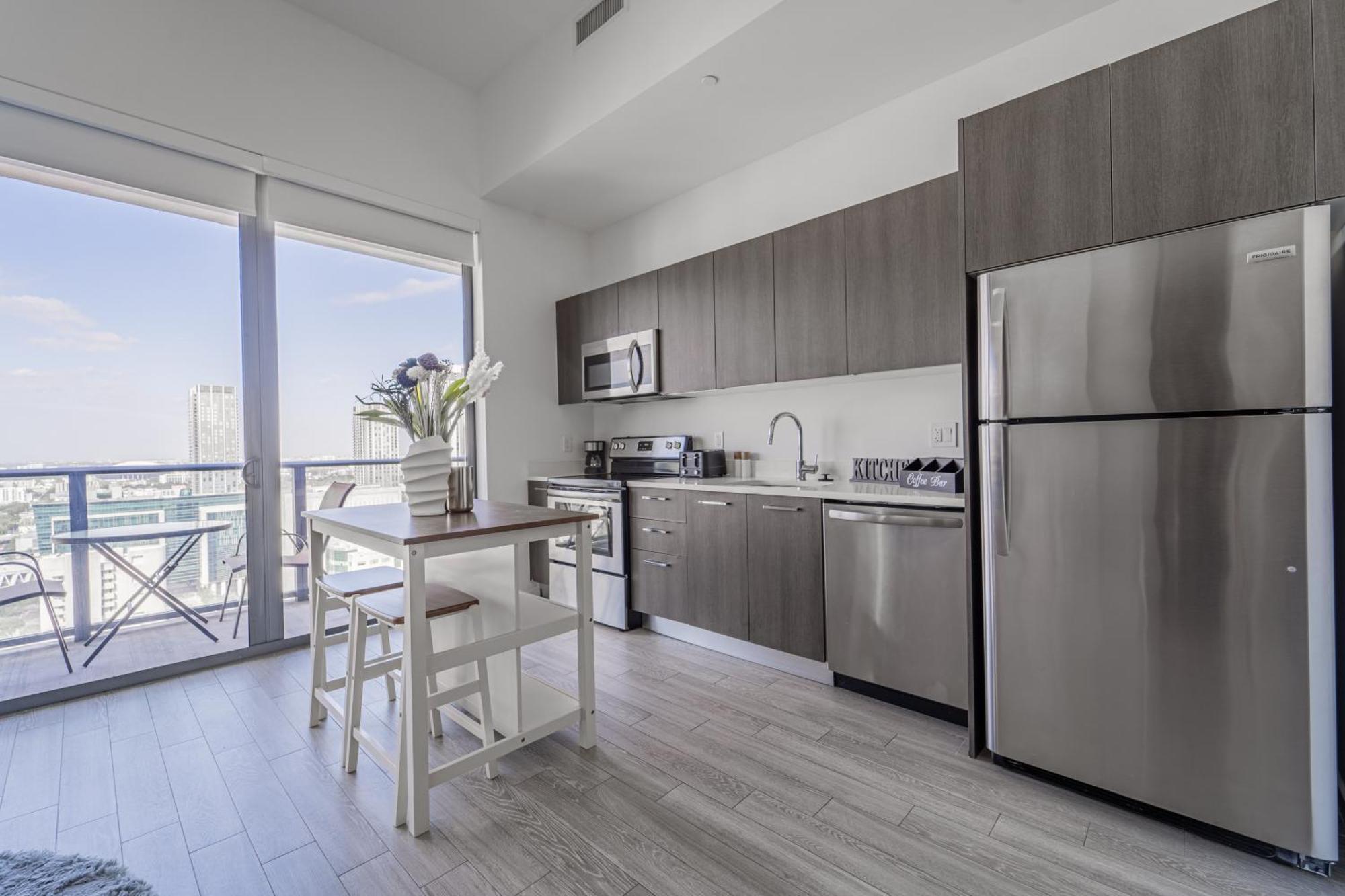 Tr Miami 2 Bedroom, 1 Bedroom, And Studio Condos With Balconies 外观 照片