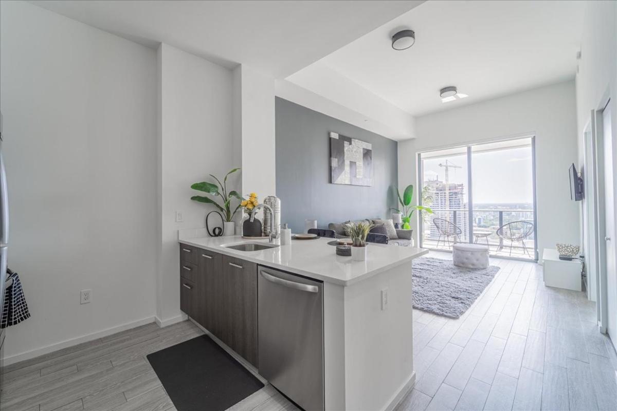 Tr Miami 2 Bedroom, 1 Bedroom, And Studio Condos With Balconies 外观 照片